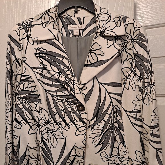 Blazer - Picture 1 of 1